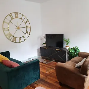  Apartment Sweet Ordener Marcadet